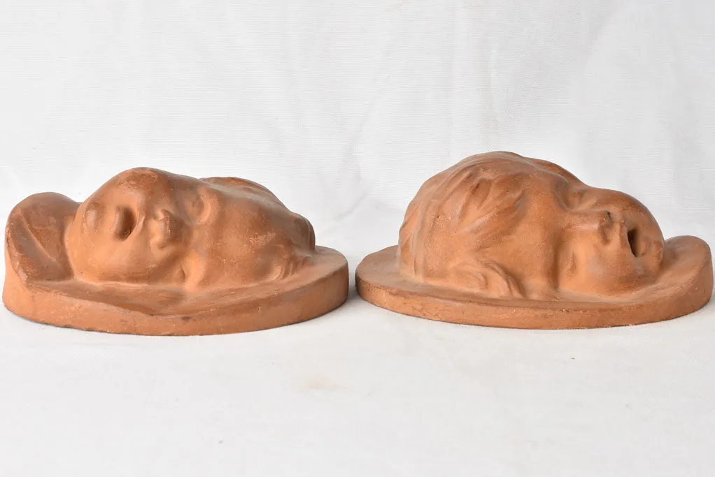 2 cherub wall sculptures Atelier Prome?the?e - terracotta 10¼"