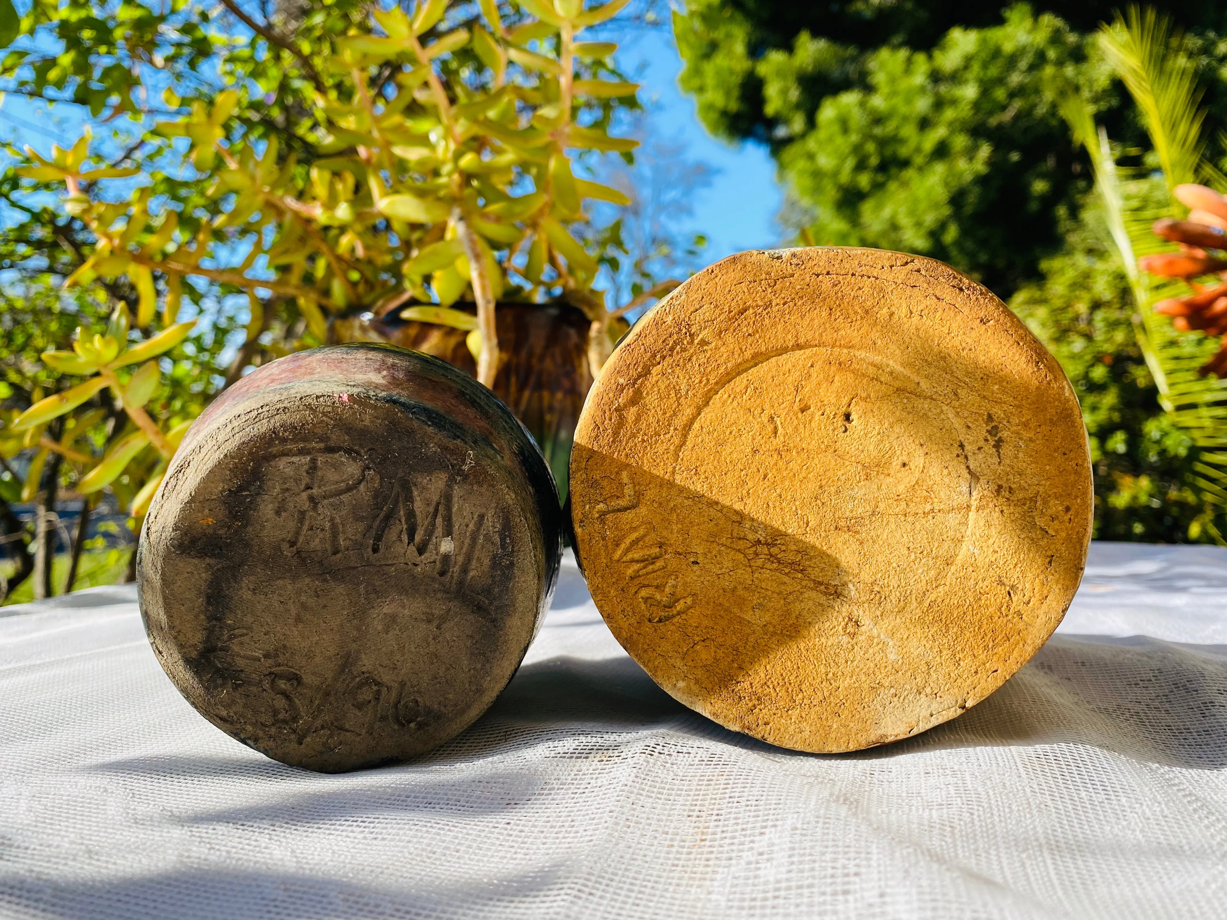 Artisan Signed RML Richard Lincoln Pottery Hand Made Clay Pot Art Vase Set Vases