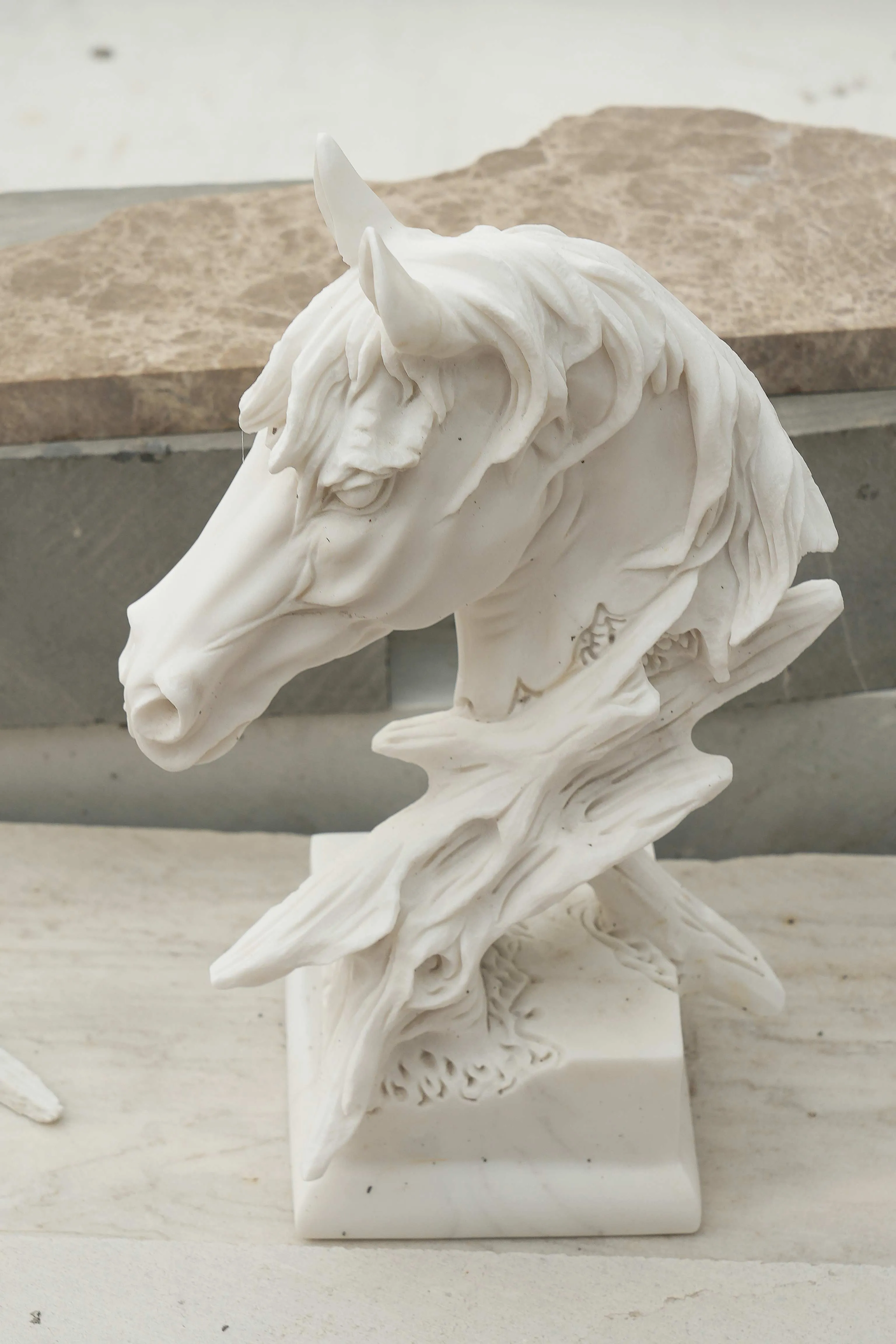 FINEST Custom White Marble Horse Head Sculpture FM-057